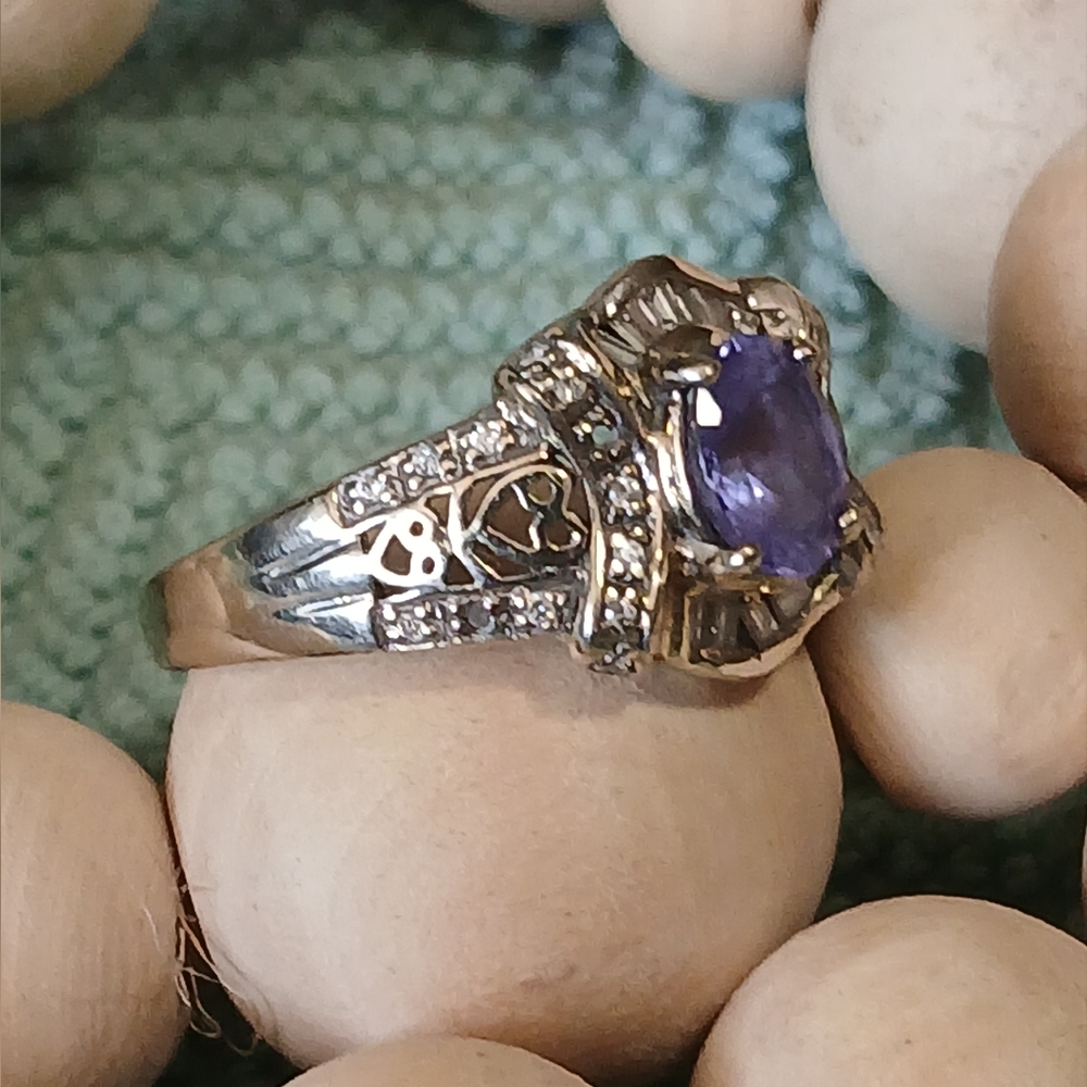 14K White Gold Tanzanite Ring - Picture 2 of 8